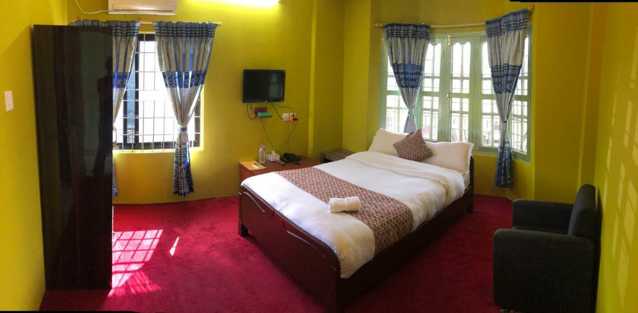 Hotel Blue Magnet Ποκάρα Εξωτερικό φωτογραφία